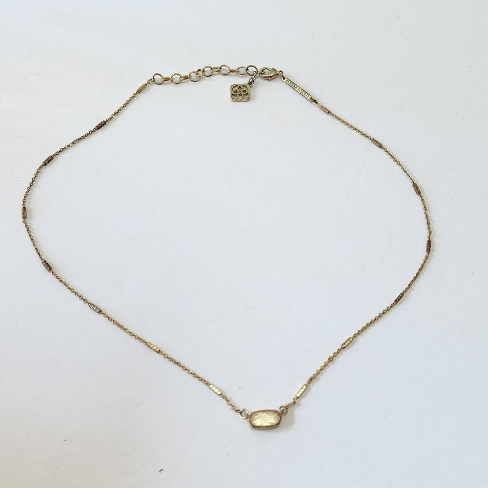 KENDRA‎ GOLD PENDANT NECKLACE